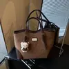 Bolsa Tote de Grande Capacidade para Mulheres 2025 Outono e Inverno Nova Coleção Moda Simples Elegante Bolsa de Ombro Cor Pura Bolsa de Axila
