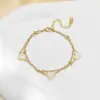 Acero de Titanio CompletoVenta al por mayor transfronteriza de Nuevo Lujo Ligero Chapado en Oro de 18 Quilates No se decolora Elegante Collar de Alta Gama Estilo Ins para Mujer