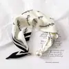 Collar de Perlas de Anacardo de Gama Alta Bufanda de Seda para Mujer Bufanda Delgada de Primavera y Verano Hebilla Magnética Cadena para Clavícula Bufanda Cuadrada Pequeña Nueva Versátil