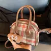 Bolsa Concha Xadrez de Lã Retrô Nova Tendência Moda Nicho Bolsa de Mão Retrô Bolsa de Ombro Único Transversal de Alta Qualidade