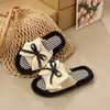 Pantuflas de Piel Estilo Coreano 2026 para Mujer Antideslizantes Moda Suela Plana Cálidas Otoño/Invierno Más Terciopelo Lazo Nuevo Retro Pantuflas de Algodón