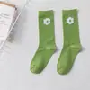 Calcetines de estilo elegante de media pantorrilla para Primavera y Verano, calcetines de mujer ins, calcetines de flores pequeñas, calcetines de personalidad universitaria, calcetines de canalé de moda, calcetines de puesto, venta al por mayor
