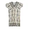 Vestido Feminino Original Estilo Francês de Manga Curta com Decote V Fino Drapado Estampado Posicionado Solto com Efeito Emagrecedor