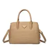 Bolso de Mujer Transfronterizo 2025 Nuevo de un Solo Hombro Cruzado de Mano con Textura de Grano Bolso de Mujer Gran Capacidad al por Mayor
