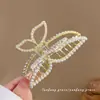 Pinza de Garra Grande Mariposa Perla para Mujeres Verano Diseño Sensación Accesorios para el Cabello Parte Posterior de la Cabeza Pinza Tiburón Pinza Superior Elegante Accesorios para el Cabello