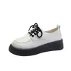 Zapatos de cuero estilo británico para mujer, nuevos de primavera 2025 versátiles de plataforma con suela gruesa estilo japonés para estudiante con cordones retro zapatos individuales