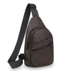 Bolso de Pecho para Hombre de Alta Gama Tejido Suave de PU Bolso Cruzado Ropa de Trabajo de Negocios para Hombre Mochila Deportiva de Viaje de Ocio Bolso de Pecho