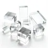 Suporte de exibição de joias e figuras, base quadrada de acrílico transparente, cubo de cristal sólido, caixa surpresa, feito sob medida de acordo com o seu design