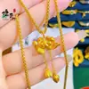 Nuevo Estilo Oro Arena Técnica Antigua Doble Felicidad Flor de Loto Colgante para Mujeres, Joyería de Collar con Colgante de Flor de Loto Chapado en Oro de Cobre