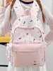 Mochila Fufu Macio Xadrez Amarelo Claro Estilo Artístico de Nicho para Alunos do Ensino Fundamental com Desenhos Fofos de Desenho Animado para a Aula