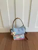 Bolso de Hombro Cruzado para Mujer con Bloques de Color Azul Denim, Nuevo Bolso de Media Luna Estilizado de Nicho 2026, Bolso para el Uso Diario