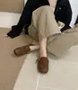 Sapatos de Salto Bloco Baixos Boca Rasa Estilo Francês para Mulheres, Novos Lançamentos Outono 2025 Versão Coreana Retro Sapatos Mary Jane de Salto Médio