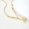 Joyería de Estilo Europeo y Americano, Lujo Ligero y Sensación de Alta Gama, Cadena de Clip con Colgante de Perla de Arena, Elegante y Versátil Cadena para Clavícula de Acero Inoxidable para Mujer