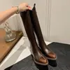 Botas de punta fina estilo vintage desgastado con hebilla en V y tacón grueso, elegantes, hasta la rodilla, cremallera trasera de invierno 2026 para mujer, estilo equitación