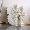 Zapatillas de malla transpirable estilo papá, zapatos de plataforma para mujer, nuevos populares de otoño 2026, suela gruesa, que aumentan la altura, casuales, versátiles, zapatillas deportivas