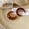 Pendientes Retro Estilo Hong Kong para Playa para Mujer 2025 Nuevos Pendientes de Diseño Nicho Pendientes Pequeños Elegantes que Resaltan el Rostro de Alta Gama