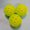 El Fabricante Suministra Pelotas de Pickleball Moldeadas de 48 Hoyos para Competición Profesional, Pelotas de Entrenamiento de Pickleball Moldeadas y Pelotas Perforadas en Stock