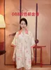 1-100 Padrão Floral Transmissão Ao Vivo Nova Camisola de Seda Gelo Feminina Verão Fina Sexy Cardigã Pijama Luxo Acessível Solto Roupas de Casa