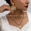 Joyería Transfronteriza Europea y Americana Set de Collar con Colgante de Flor Hueca Simple y Pendientes para Mujer Personalidad Dulce y Fresca Nuevo Set por Lote