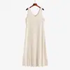 Conjunto feminino em camadas plus size com um vestido longo de tricô tipo camisola, adequado para mulheres plus size, coleção de outono de 2026, vestido regata fluido 25203