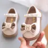 Zapatos de Princesa para Niñas Estilo Nuevo Primavera y Otoño Zapatos Pequeños de Cuero con Lazo de Perla Zapatos para Bebés y Niños Pequeños Suela Suave Antideslizantes Zapatos Individuales para Niños