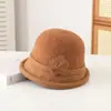 Sombrero de Pescador de Moda de Invierno para Mujer, Sombrero Cloche Cálido para Exteriores para Madres, Sombrero de Punto con Borde Enrollado Amigable con la Piel Venta al por Mayor