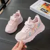 Zapatillas Deportivas para Niñas Primavera y Otoño 2026 Nuevo Estilo Niños Medianos y Grandes Casual Zapatos de Papá Malla Infantil Transpirable Zapatillas de Correr