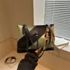 Bolsa de Viaje de Gran Capacidad para Mujer 2026 Nueva Moda de Verano Tendencia Bolso de Hombro Estudiante Bolso Tote para Debajo del Brazo