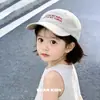 Gorras Infantiles Estilo Coreano Ins Bordado de Letras Gorra de Béisbol para Niños y Niñas Ala Suave Gorra Protectora para Primavera y Otoño