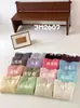 26 Otoño Nuevo Estilo Cardigan de Punto Casual Versátil para Mujer, Cachemir de Seda Cepillado, Estilo Coreano, Color Sólido, Cuello Redondo, Manga Larga