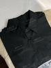 Camisa Yuran 26 Estilo Novo de Primavera Cedo Acabamento Toque de Papel Algodão Pima Alta Contagem de Fios Penteado Silhueta Toque de Papel com Bolsos de Patch