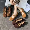 Zapatos Mary Jane de gamuza para mujer, nuevo estilo 2026, 4 cm, retro francés, estampado de leopardo, con plataforma interior y cierre de velcro