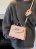 Bolsa Pequena Estampa de Leopardo Maillard para Mulheres 2025 Nova Bolsa de Mão Retrô com Padrão de Pedra Bolsa Quadrada Pequena Bolsa Transversal Texturizada Outono e Inverno