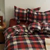 Juego de Cama de Cuatro Piezas Estilo Ins, Amigable con la Piel y Cómodo, Rayas Simples de Color Sólido, Adecuado para Dormitorio del Hogar y Uso Estudiantil
