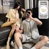 Cardigã de Verão 2026 Novo Estilo para Casal com Gola Reversível, Conjunto de Pijama Masculino e Feminino com Bojos, Roupa de Casa