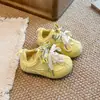 Otoño 2026 Nuevos Zapatos para Niños de Suela Blanda Zapatos de Entrenamiento Retro Alemanes para Niños Zapatos Deportivos Antideslizantes de Moda para Niñas Zapatos de Tabla