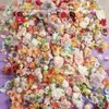 Por peso, stock sobrante de cabezas de flores simuladas, flores artificiales, pasadores para el cabello de bricolaje, materiales para coronas Hanfu, decoraciones de boda y tela de seda.