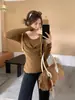 Moderna Camiseta Básica de Dos Piezas con Capucha y Mangas Largas para Mujer, Otoño 2026, con Diseño de Cintura Fruncida, Elegante Top Interior