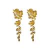 Aretes Largos de Borlas de Flores Doradas Retro Franceses Moda para Mujer Lujo Ligero Sentido de Alta Gama Nicho Distintivo Aretes Exagerados
