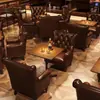 Sofá Bar de Whiskey Americano Restaurante Ocidental Retrô Cafeteria Speakeasy Conjunto de Mesa e Cadeira Madeira Maciça Sala de Charutos Cadeira Tigre
