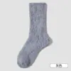 Meias Largas Listradas para Mulheres, Meias Quentes Espessas de Inverno Anti-Frio em Fleece Coral, Meias de Chão para Isolamento Térmico em Casa Pós-Parto