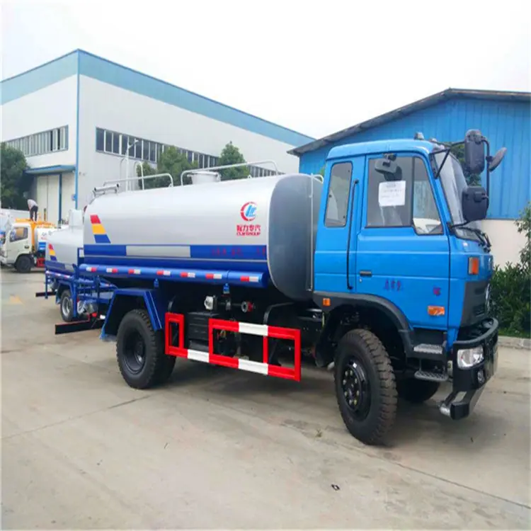 东风145老款12立方洒水车