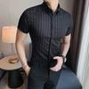 Camisa de Negocios Británica a Rayas para Hombre Verano Manga Corta Ajustada Estilo Coreano Marca de Moda Pluck Guapo Camisa Casual Pulgada Media Manga Camisa Vintage