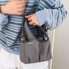 2025 Novo Estilo Bolsa Estilo Preguiçoso Feminina Bolsa Tote de Nylon Roupas de Trabalho Versátil Simples Bolsa Transversal de Ombro/Axila Bolsas