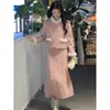 Novo Casaco de Lã Doce Estilo Chinês com Gola de Pelo e Saia, Conjunto de Duas Peças Outono e Inverno com um Ar Nobre e Feminino