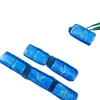 Cubrezapatos desechables impermeables de plástico tela no tejida antideslizantes para sobrezapatos interiores PE engrosados al por mayor para estudiantes a prueba de lluvia
