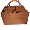 Fabricante Bolsa de mensajero Bolsa para pañales y cosméticos Multifuncional Hogar Materno e Infantil Almacenamiento de pañales Bolsa para pañales de fieltro