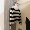 Contiene 10% de lana de conejo y 5% de lana, Thirteen Lines mis*2026 Colección Otoño/Invierno, suéter de punto a rayas casual versátil