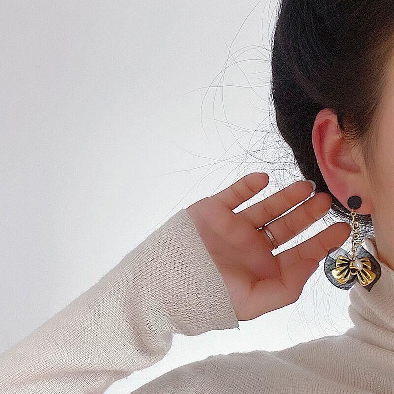 黑色蝴蝶结耳环08