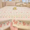 Lençol de Cama de Tecido Grosso Acolchoado de Algodão Desenho Animado Peça Única para Todas as Estações, Conjunto de Três Peças de Fronha e Capa de Edredom 100% Algodão para Dormitório Estudantil